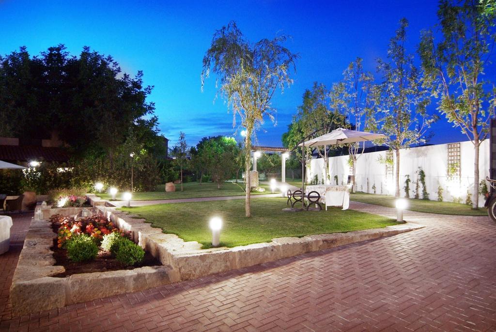 Hotel Fidalgo Каламоча Экстерьер фото